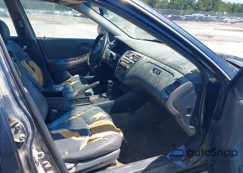 1999 Honda Accord Ex из США, поврежденный, VIN 1HGCG5655XA087909